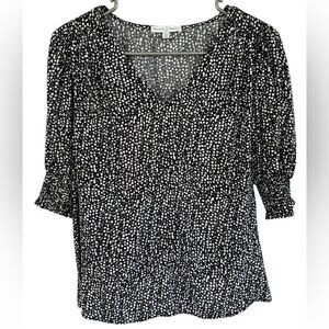 Maison d’Amelie Paris Black & White Speckle Spots V‎ Neck Blouse Size Small